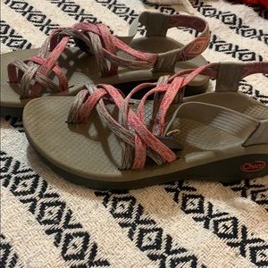 Chacos!